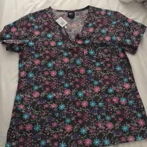 NWT Medgear Scrub Top